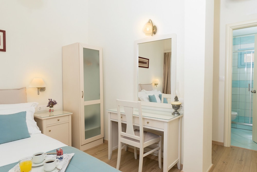 Perigiali Hotel 17/50