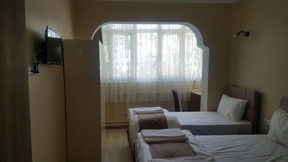 Lux Otel Erzurum 3/12