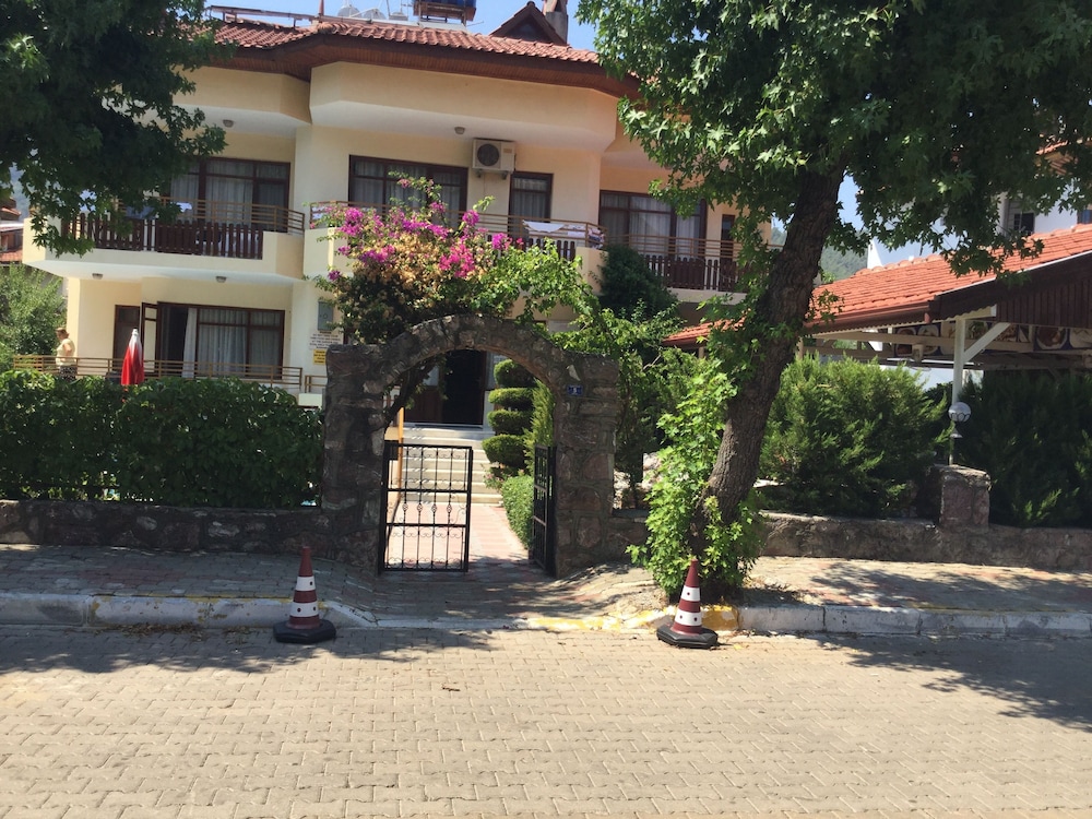 Ustun Apart 7/50