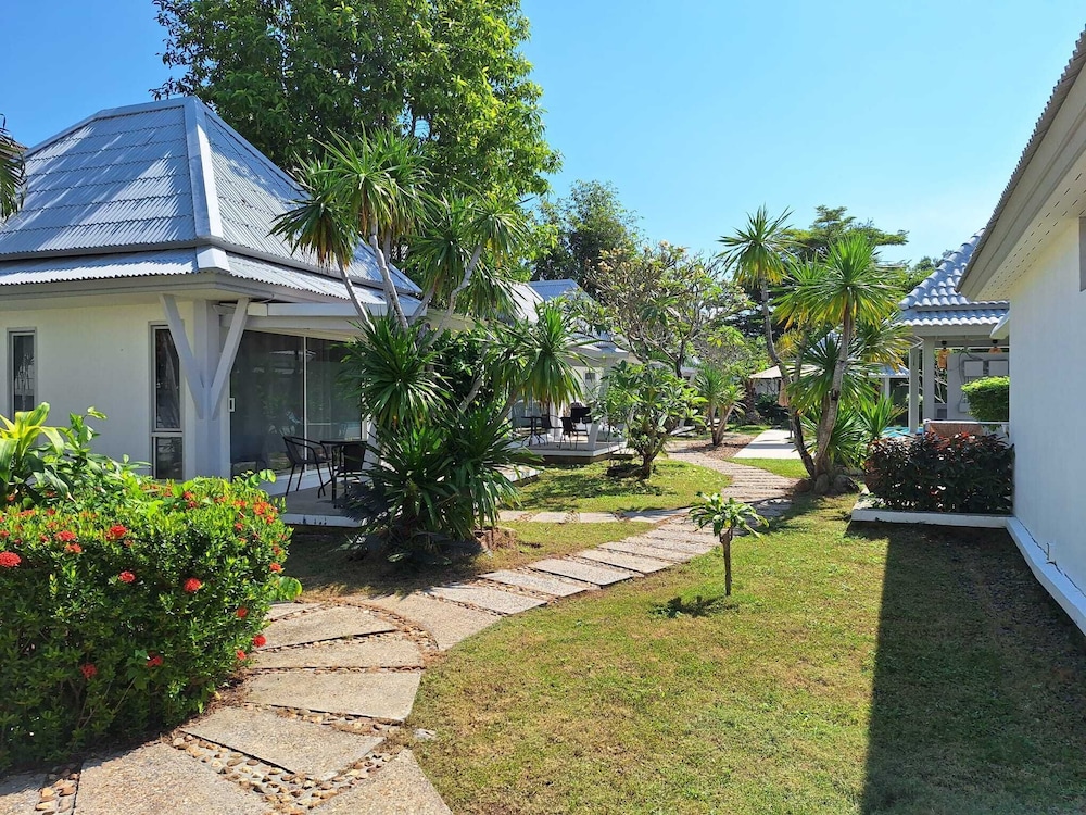 Thiptara Resort 39/50