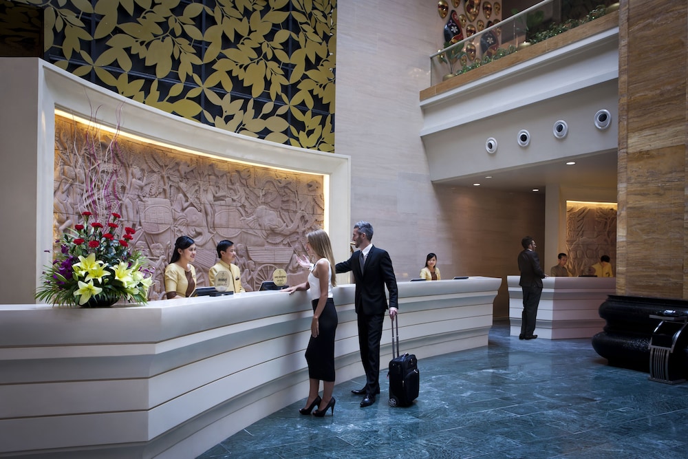 NagaWorld Hotel & Entertainment Complex 7/50