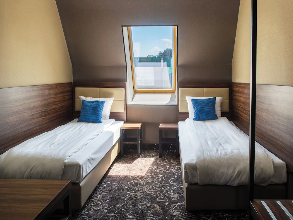 The Lake Hotel Amsterdam Airport 8/34
