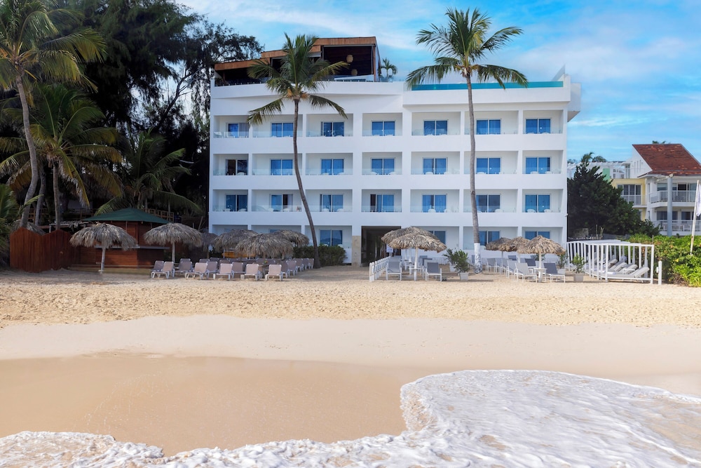 HM Bavaro Beach Adults Only 11/51