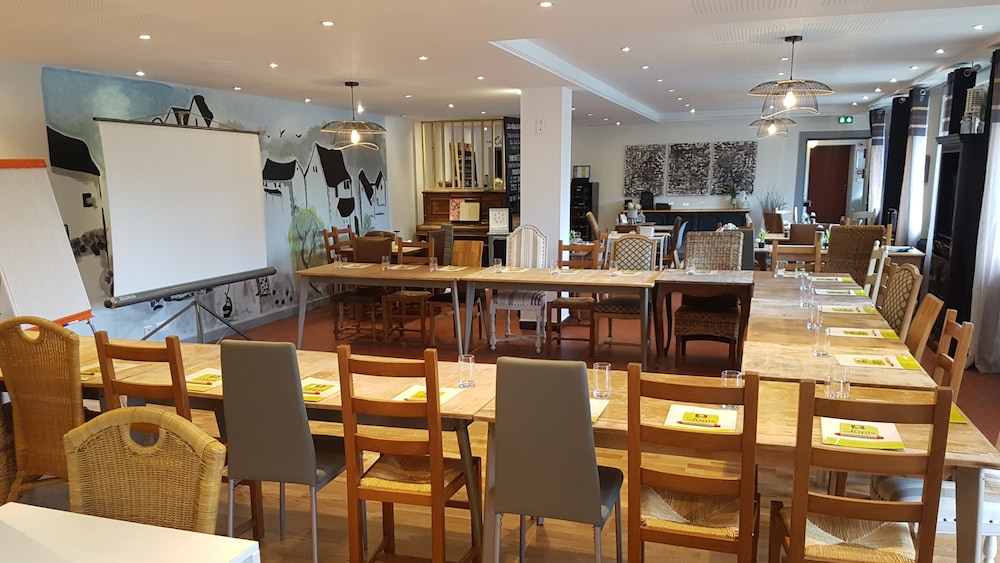 HOTEL RESTAURANT LA MAISON CARREE 19/33