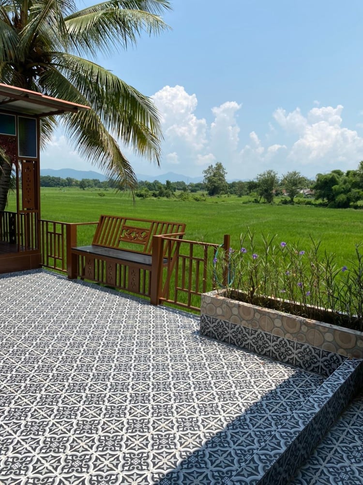 Viewdoi Art and Resort 54/58