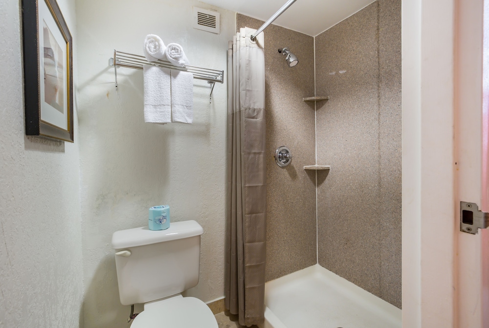 Budgetel Inns & Suites - Atlanta Galleria Stadium 22/25