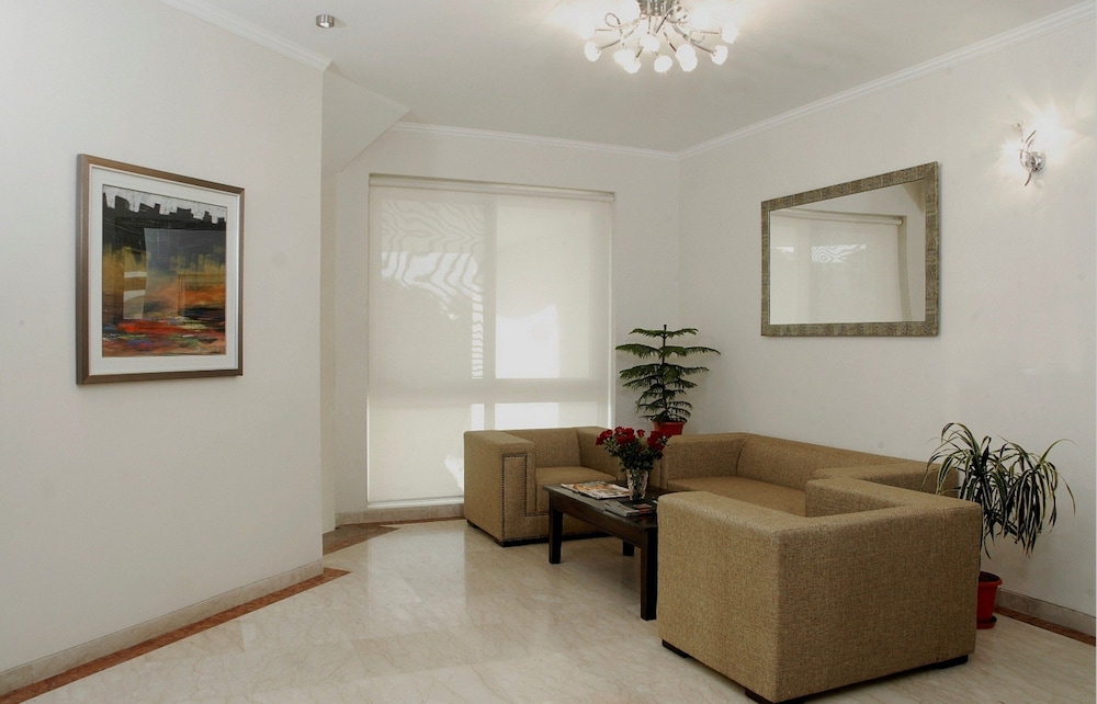 66 Residency 29/41