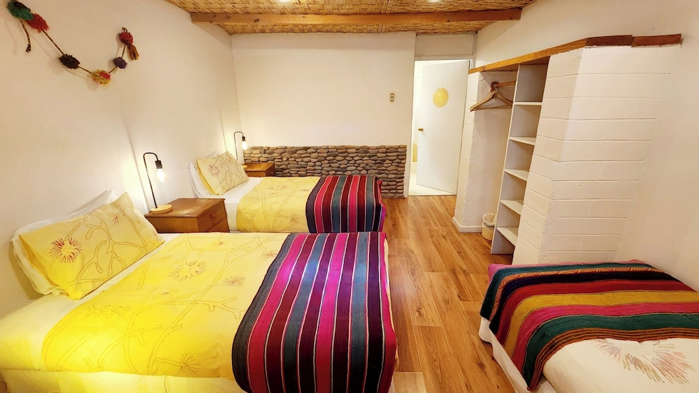 غرفة كومفورت ثلاثية بثلاثة أسرّة بإطلالة على الحديقة، Hotel Tulor 6/10