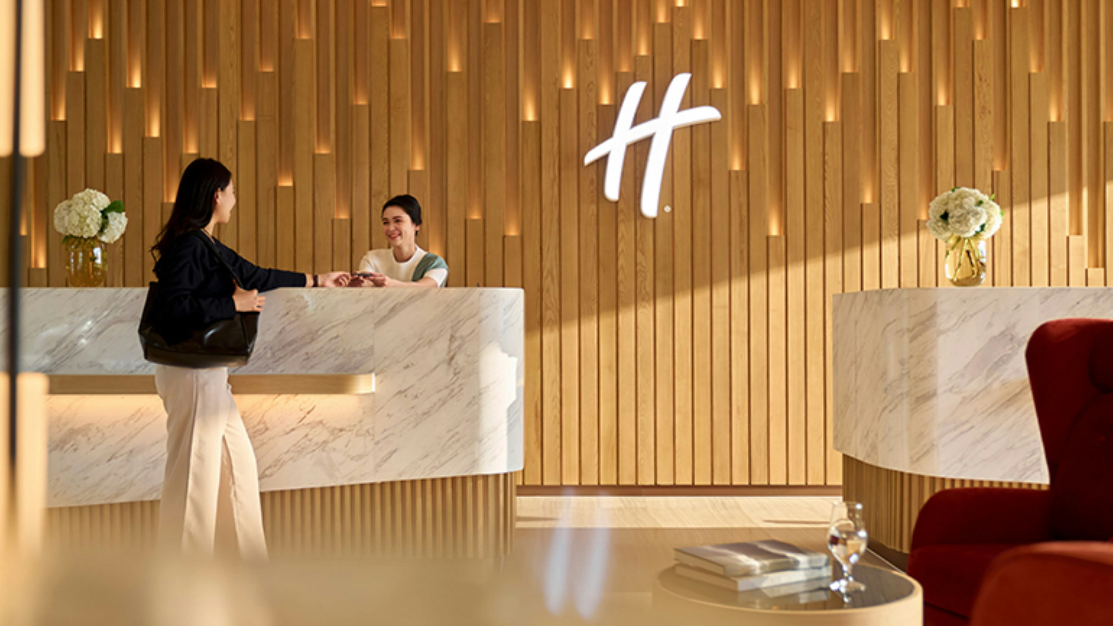 ANA Holiday Inn Tokyo Bay 7/50