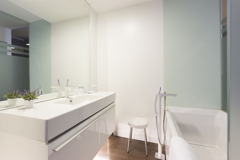 Meira Hotel 40/46