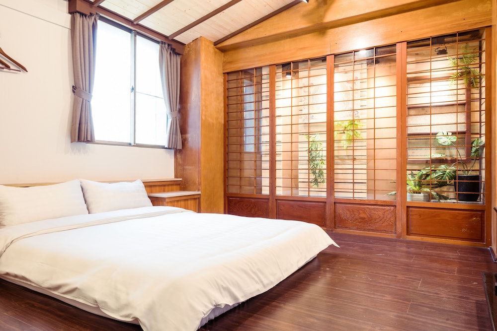 Tainan Inn 28/75