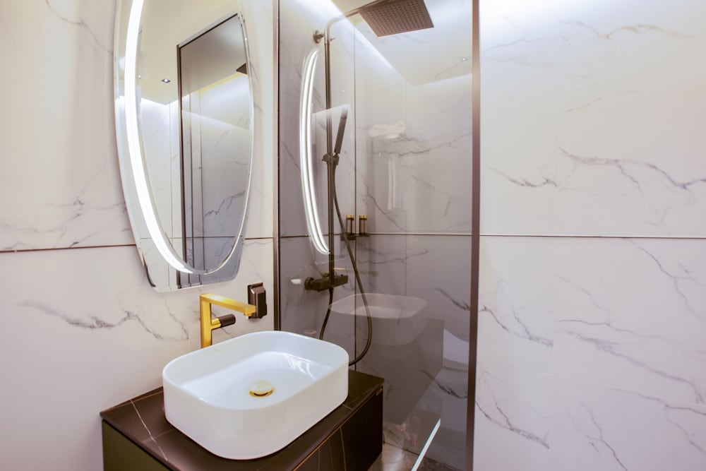 L&L Jeju Hotel 50/53