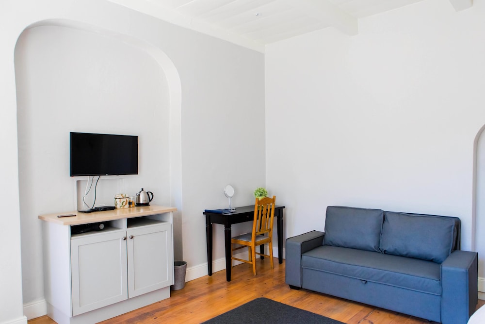 Elianthe Boutique Guesthouse 28/50