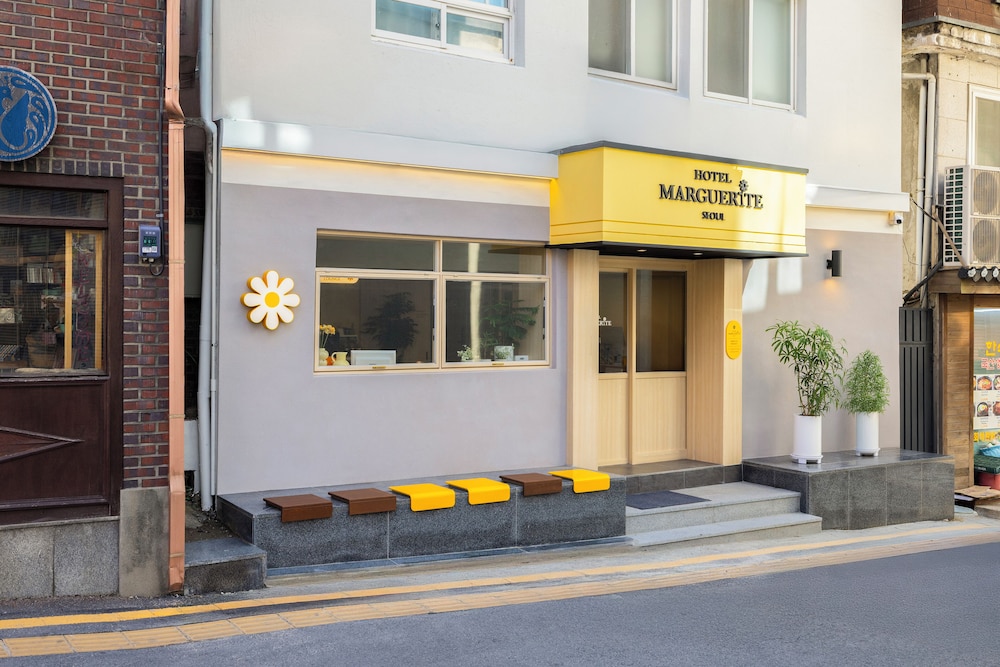 Myeongdong Guesthouse Como 8/70