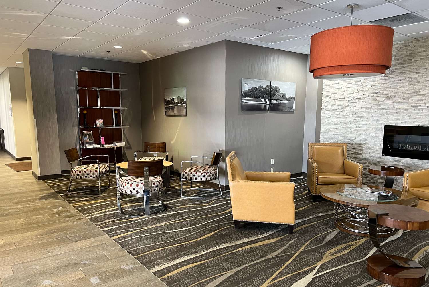 AmericInn by Wyndham Rochester Near Mayo Clinic 15/25
