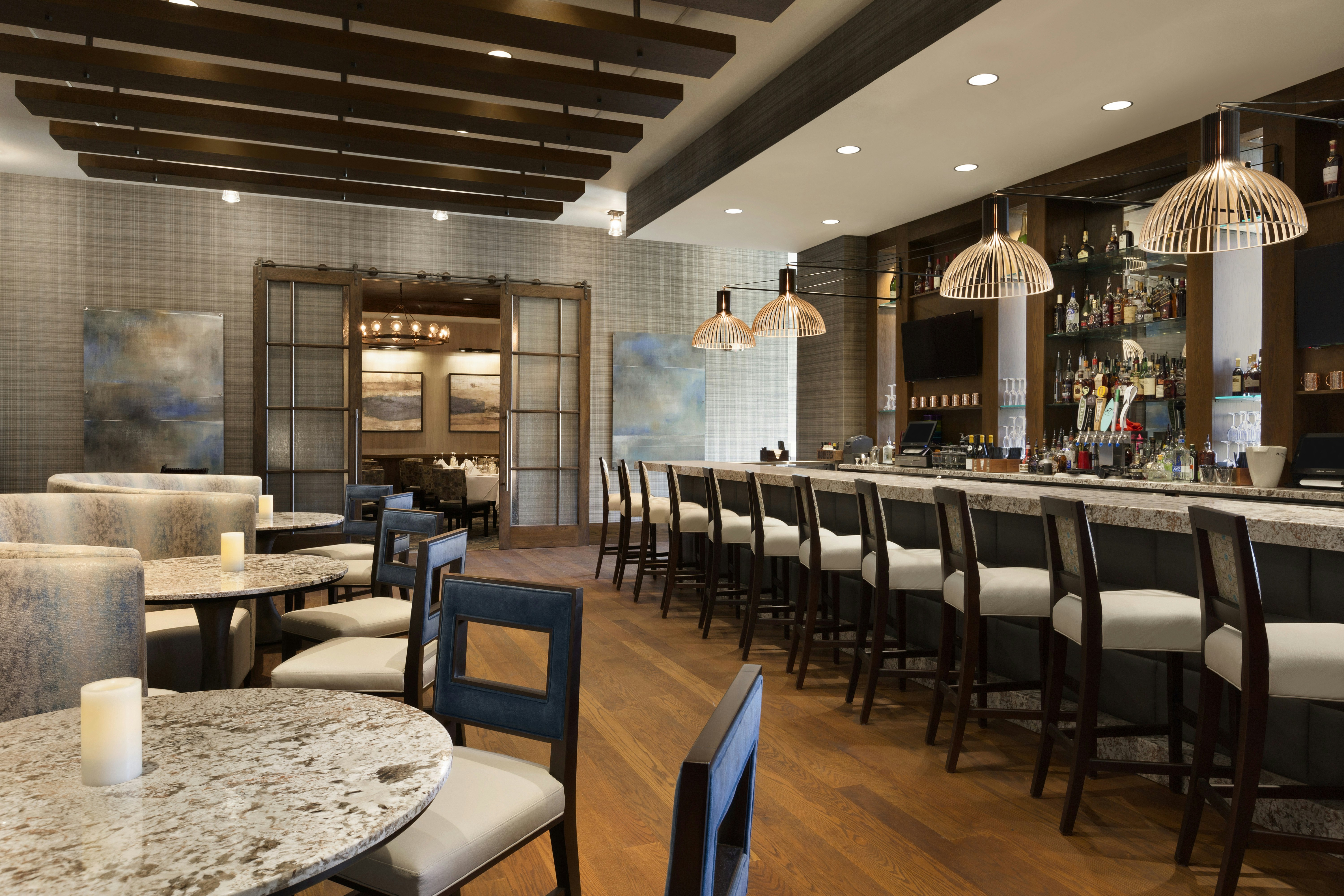 Embassy Suites By Hilton Greenville Downtown Riverplace 44/64