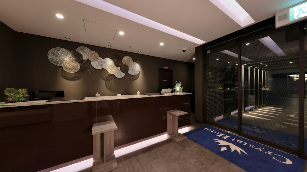 Doutonbori Crystal Hotel 7/49