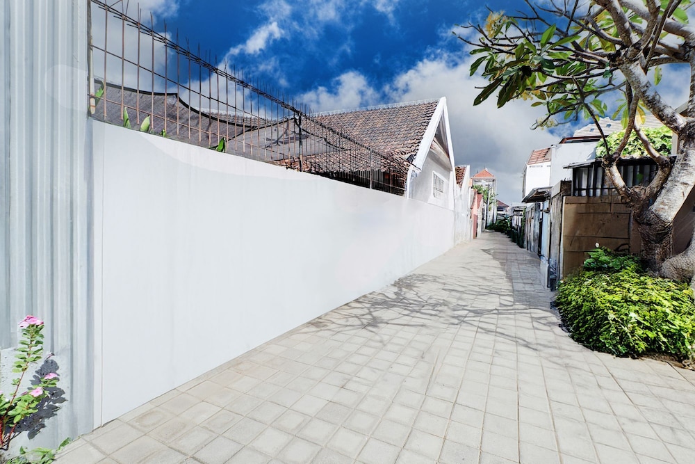 Collection O Bali Sanur near Bali Mandara Hospital 8/38