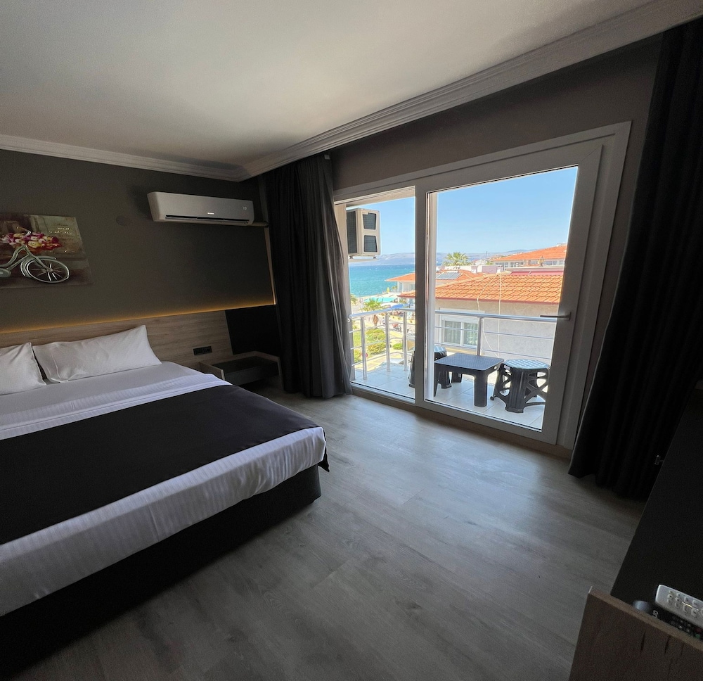 Faik Hotel 19/50