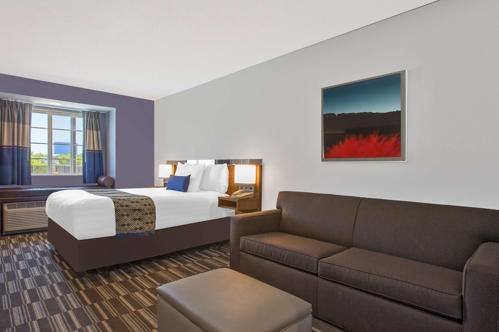 Microtel Inn And Suites Gardendale 9/33