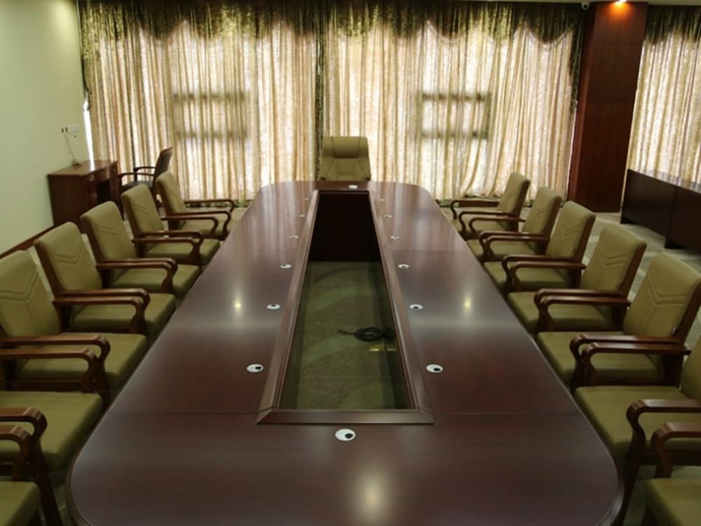 Greentree Inn Xizhou Fanshi County Bus Station Hotel 22/27