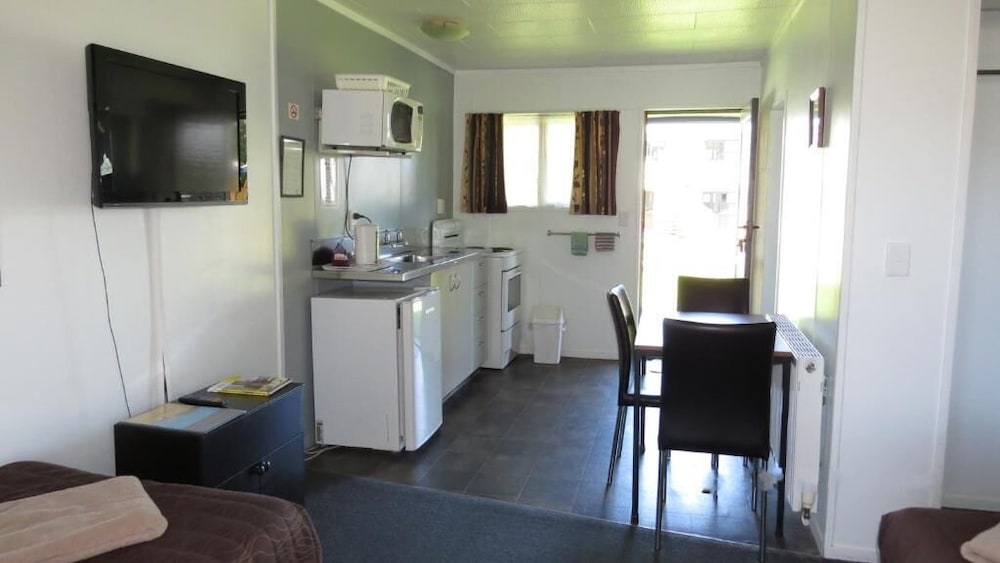 OHAKUNE COURT MOTEL 57/71