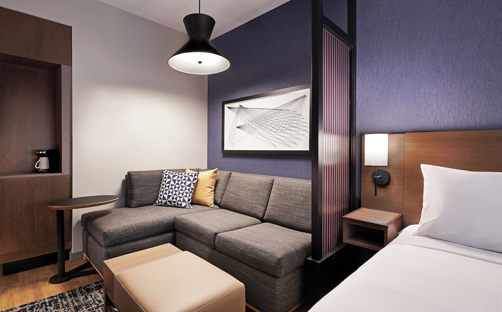 Hyatt Place Asheville Airport 8/19
