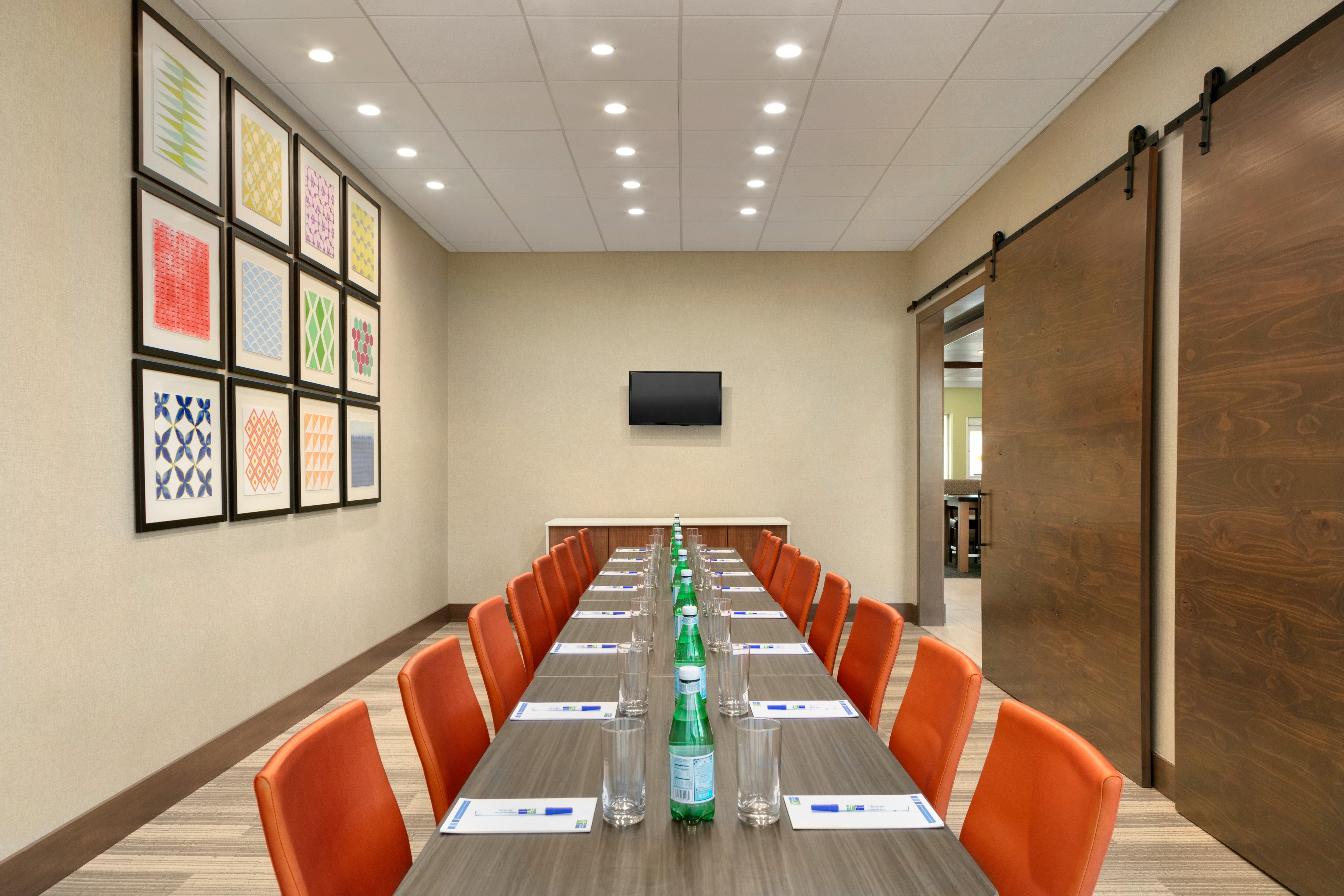 Holiday Inn Express & Suites Salisbury 36/38