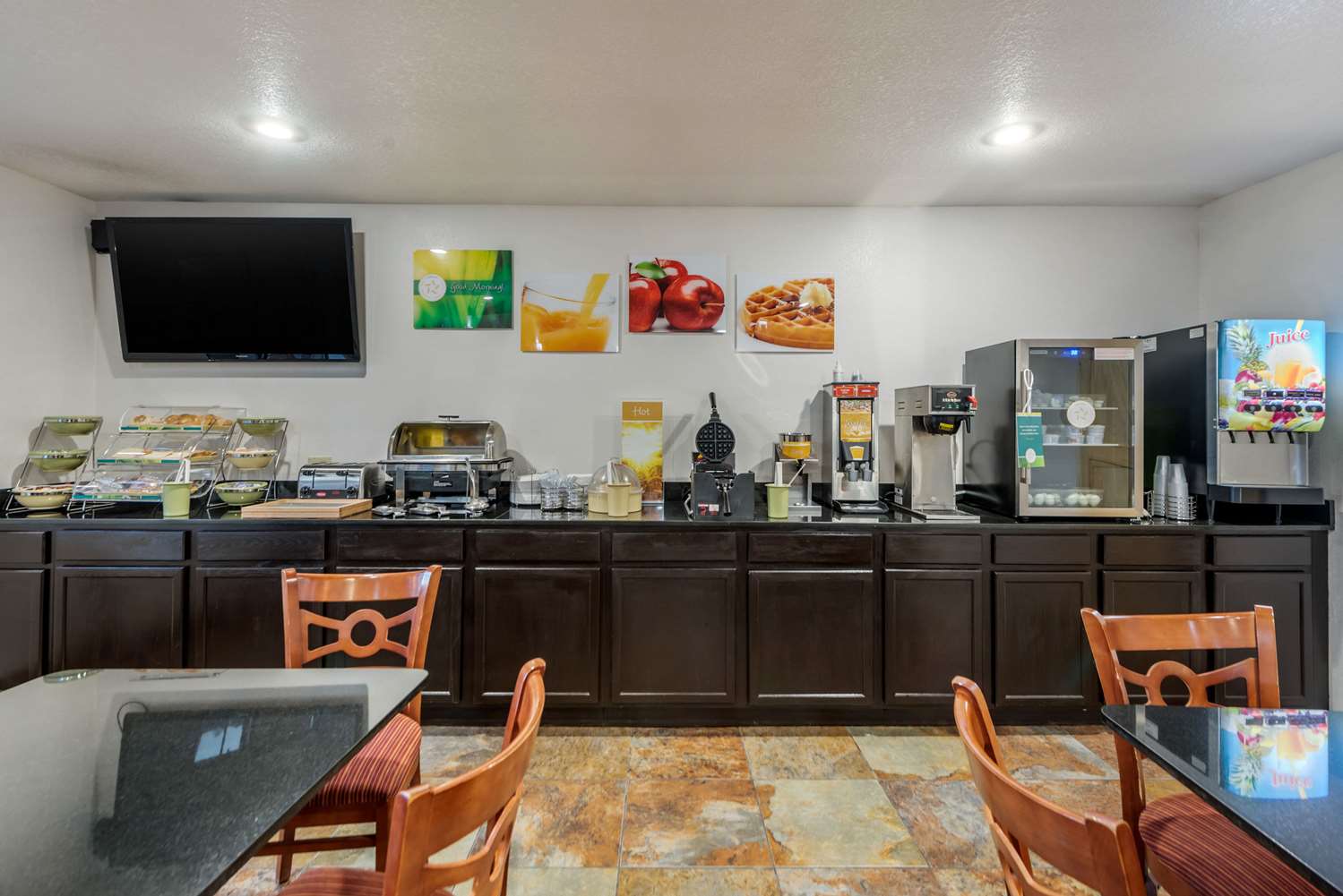 Quality Inn & Suites South Fork - Wolf Creek 24/36
