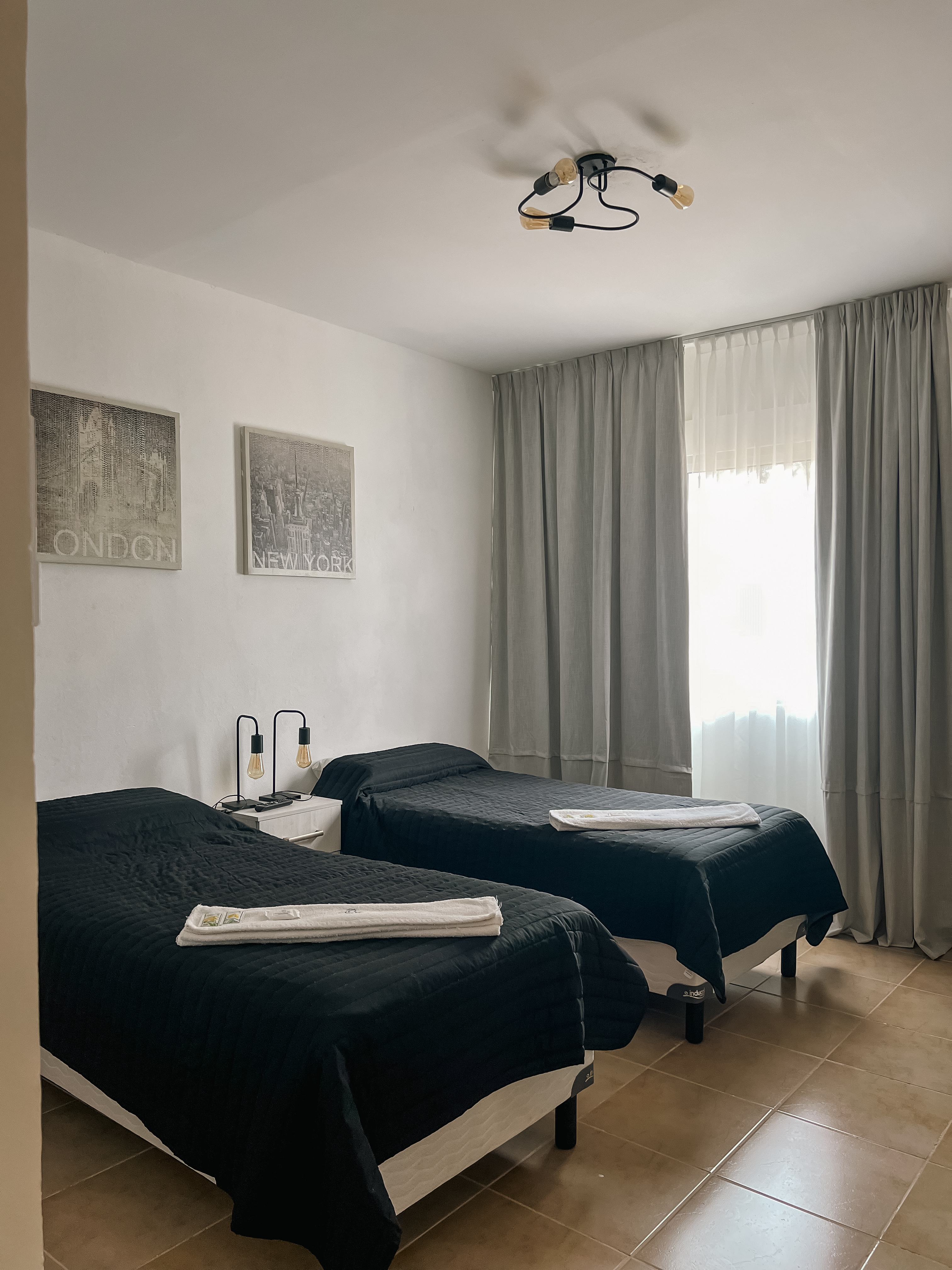 Room, High Floor