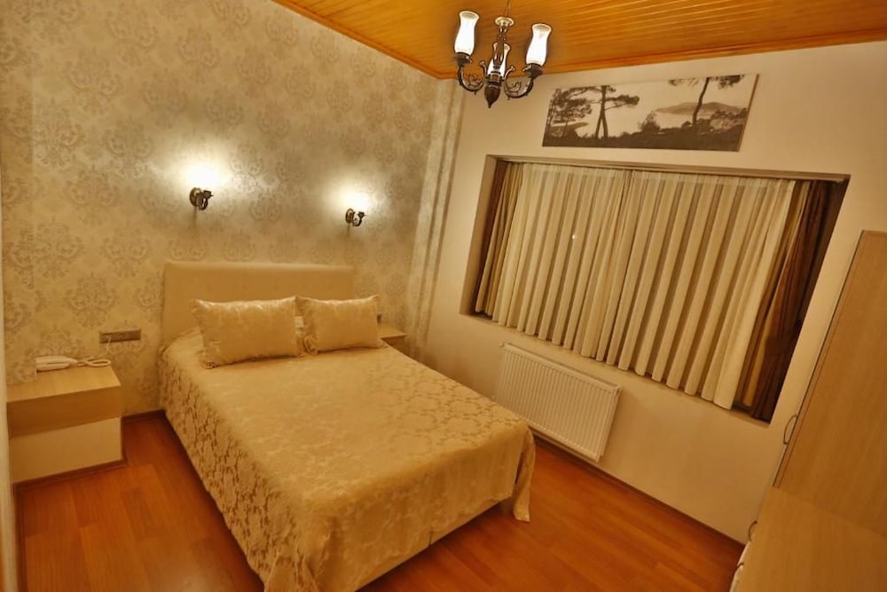 Mimoza Butik Otel Buyukada 24/31