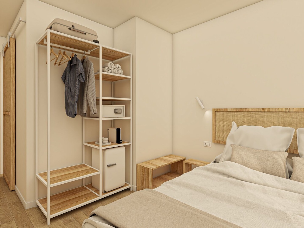 Essential, Twin Beds، Hostal Rosamar 8/10