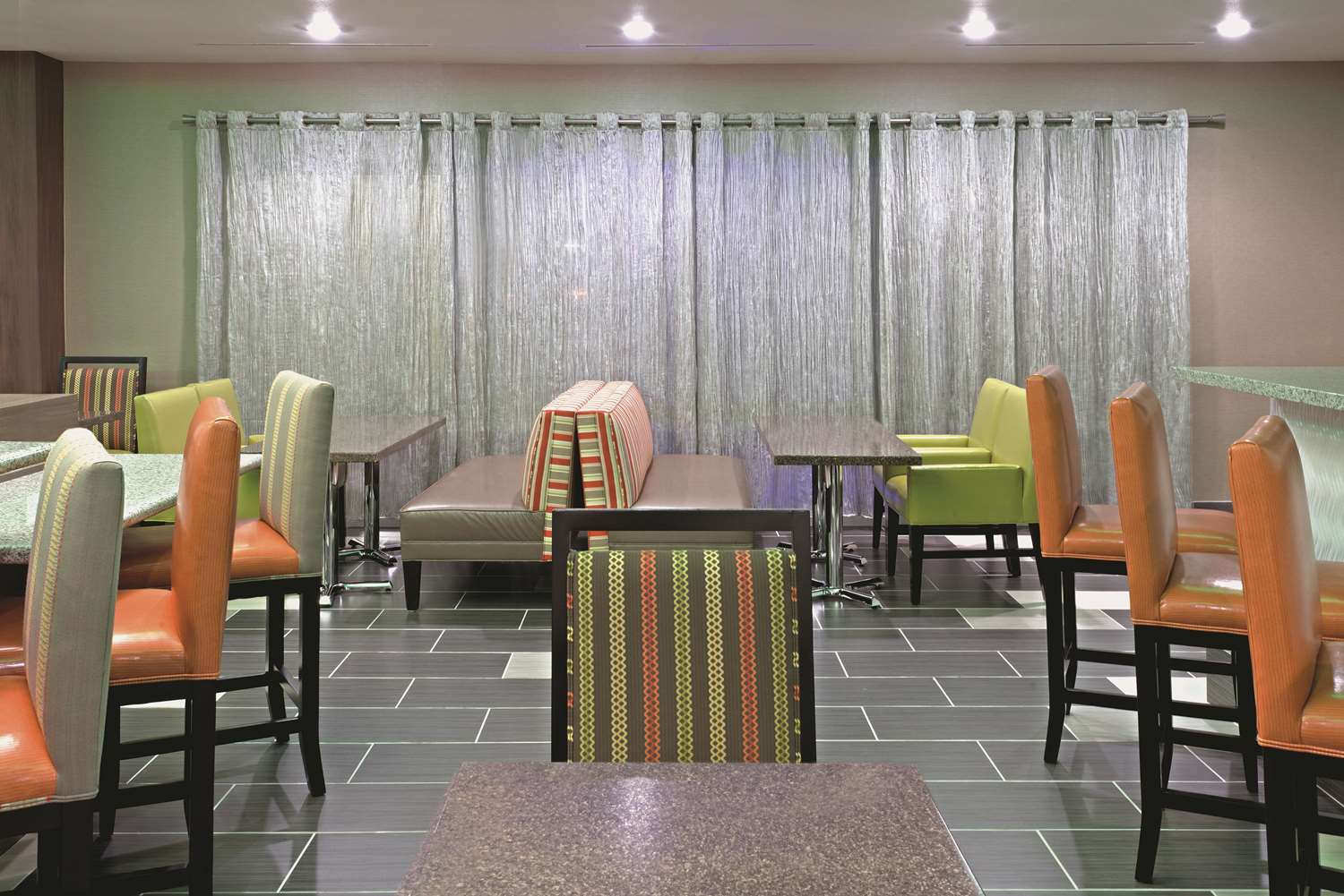 La Quinta Inn Suites Paducah 40/58