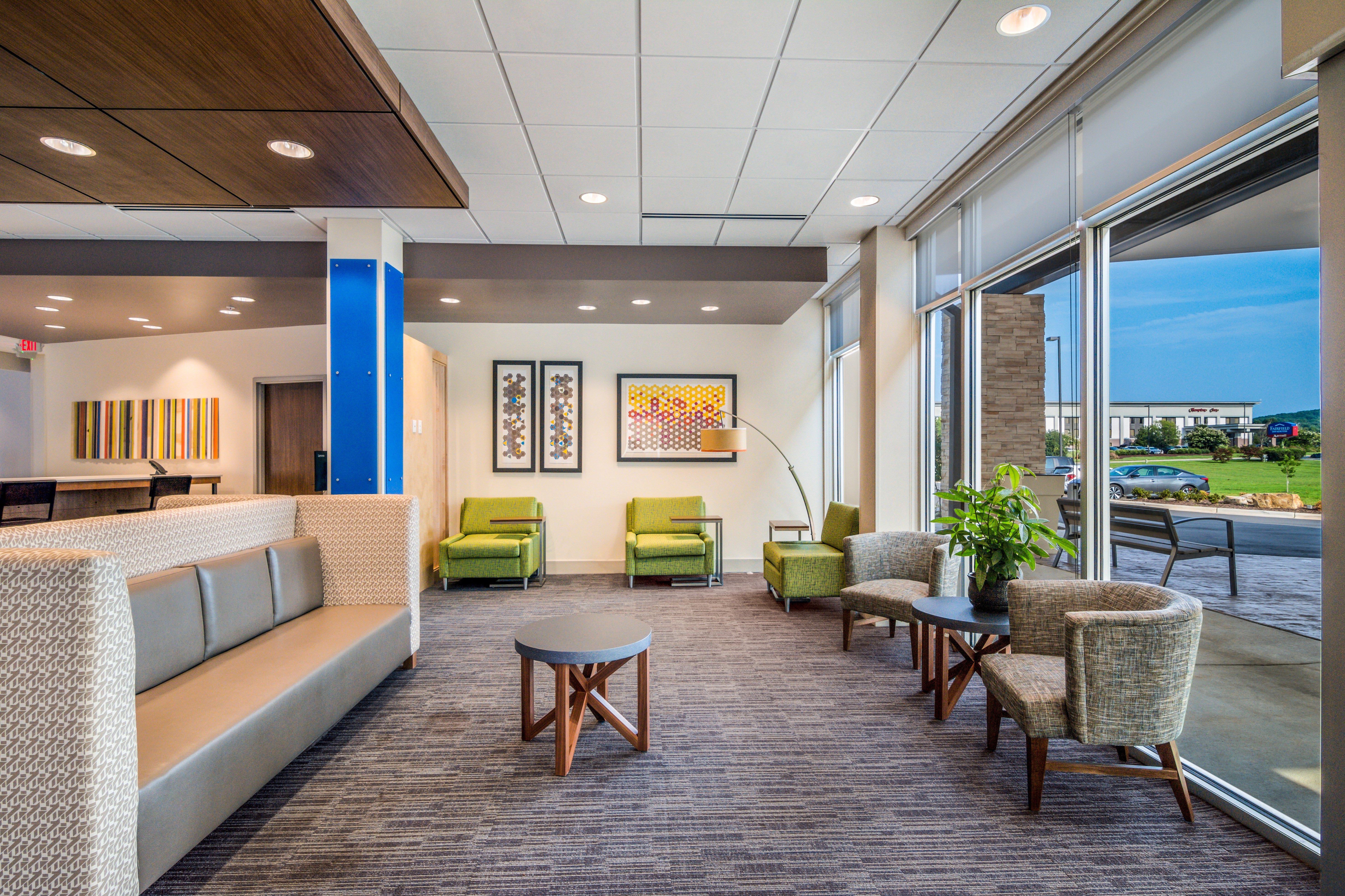 Holiday Inn Express and Suites Asheboro 26/34