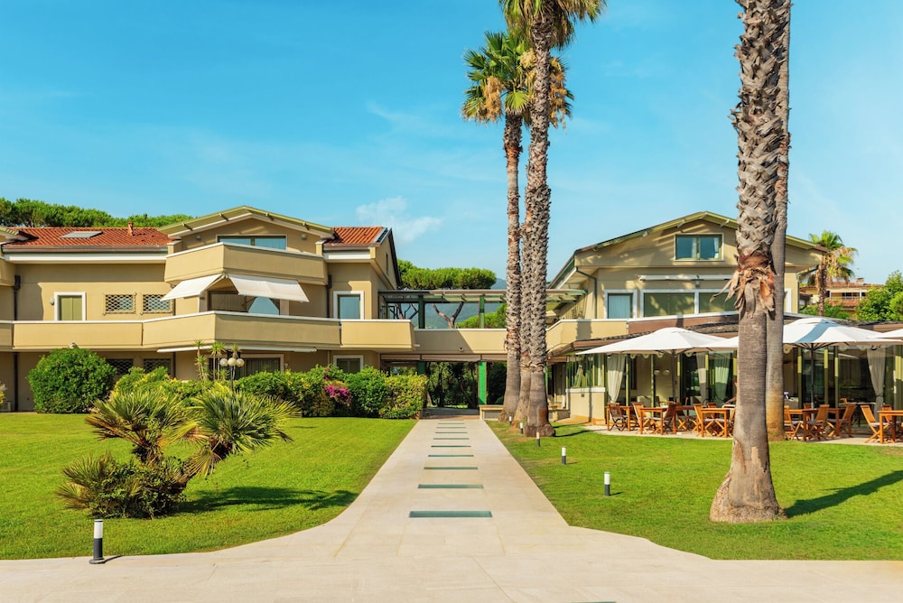 Hotel Villa Undulna 74/77