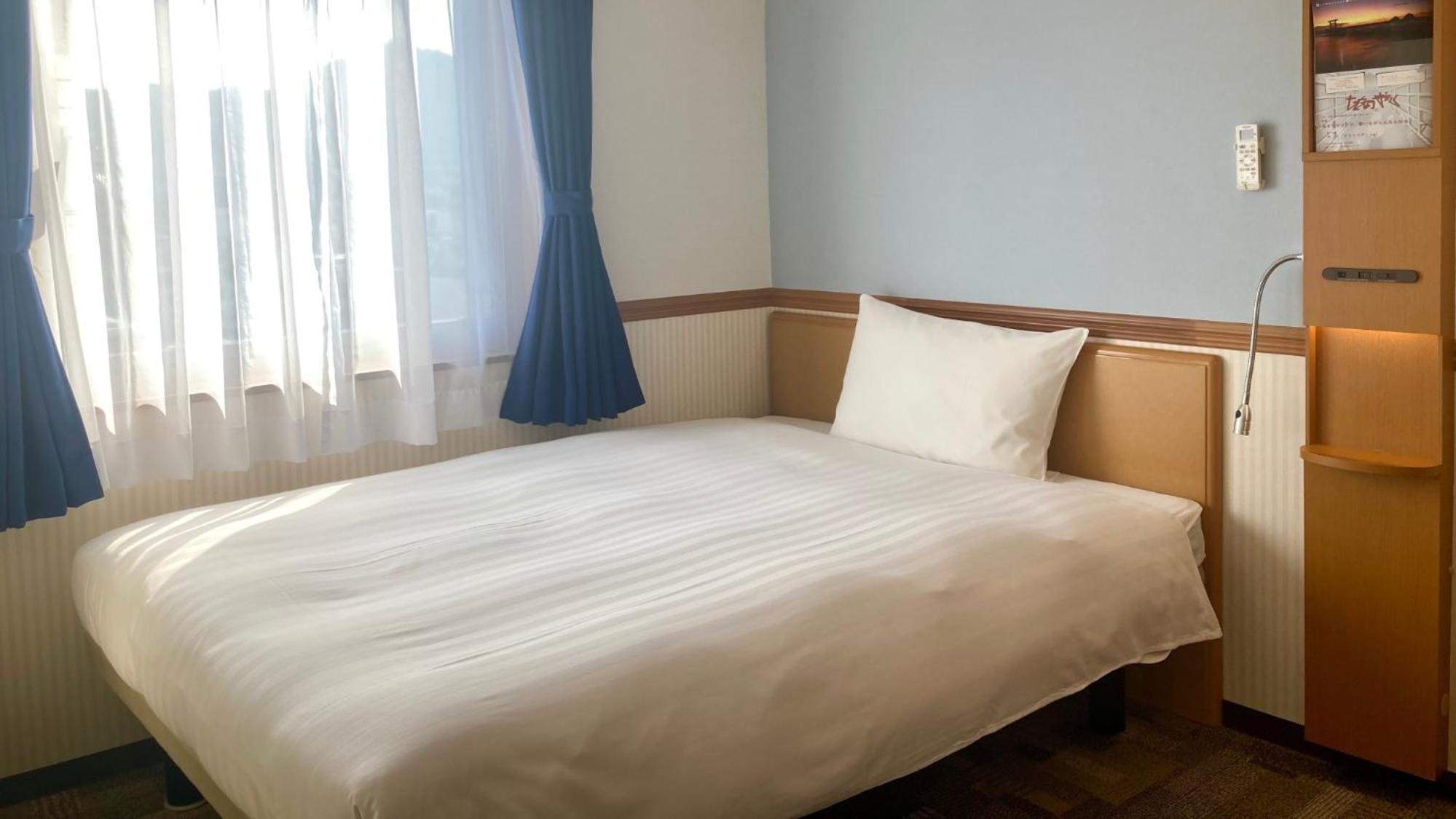 Room, Single, Double Bed, Smoking