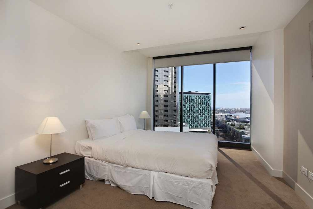 Freshwater Apartments - Corporate Keys 26/71