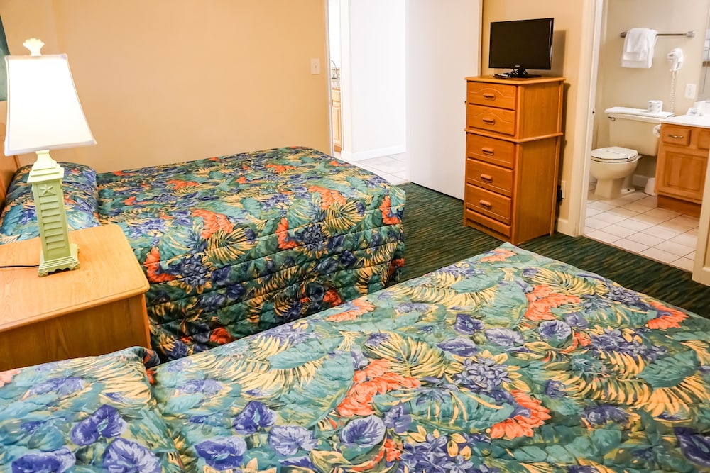 Landmark Holiday Beach Resort 13/34