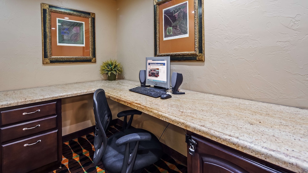 SureStay Plus By Best Western Lubbock Medical Center 39/42