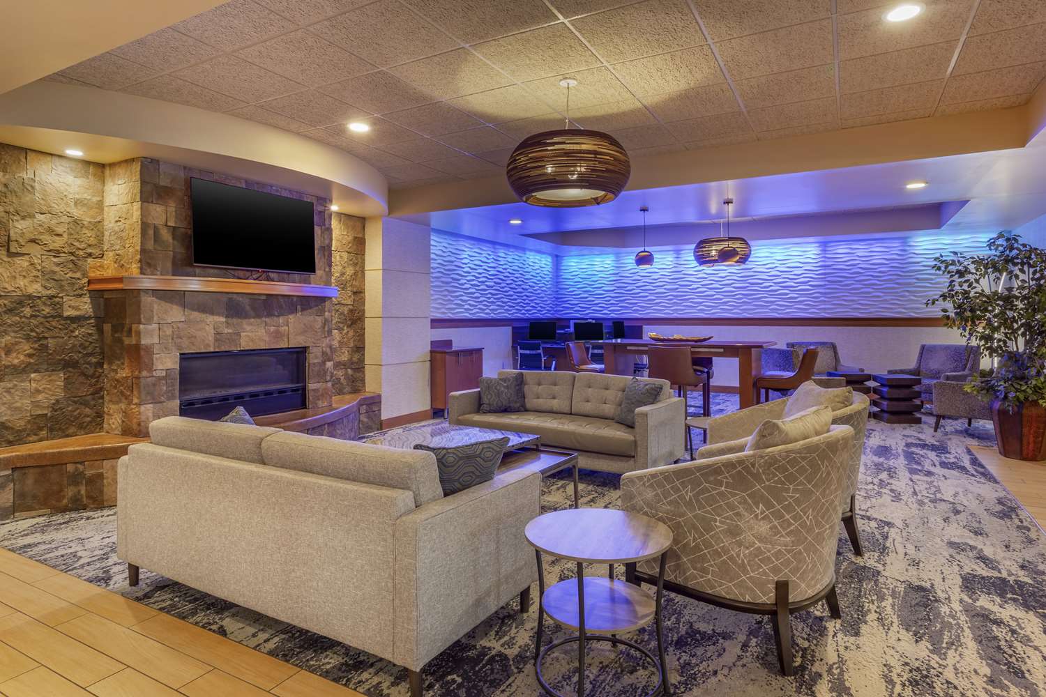Best Western Plus Butte Plaza Inn 31/59