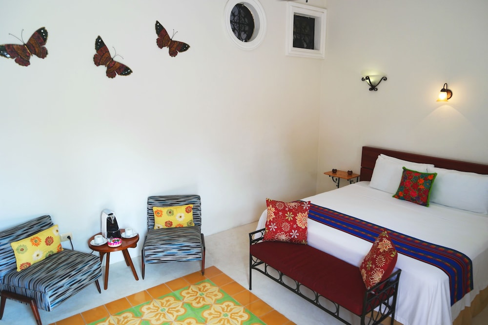 Hotel Merida Santiago 36/78