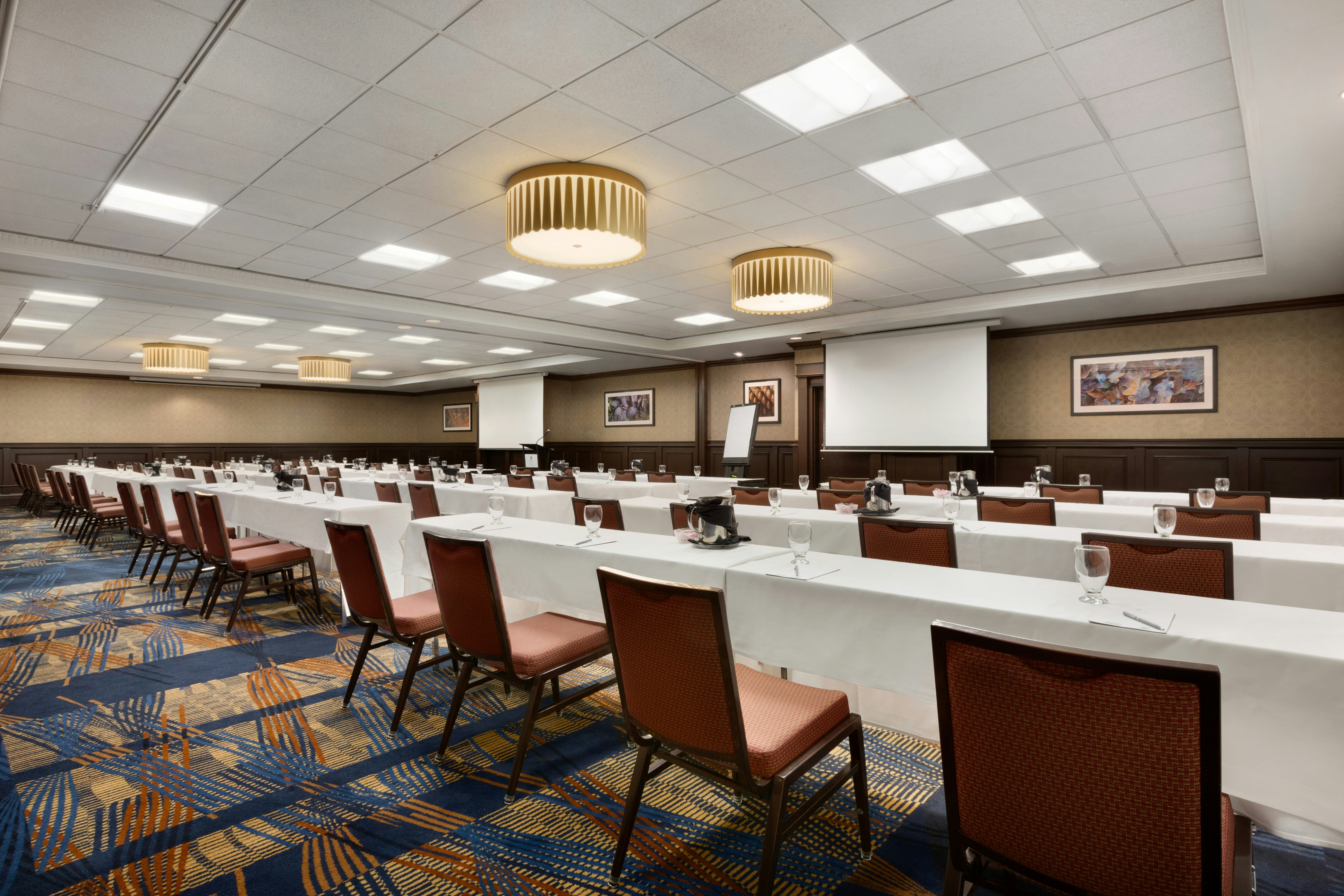 The Signature Suites 61/67