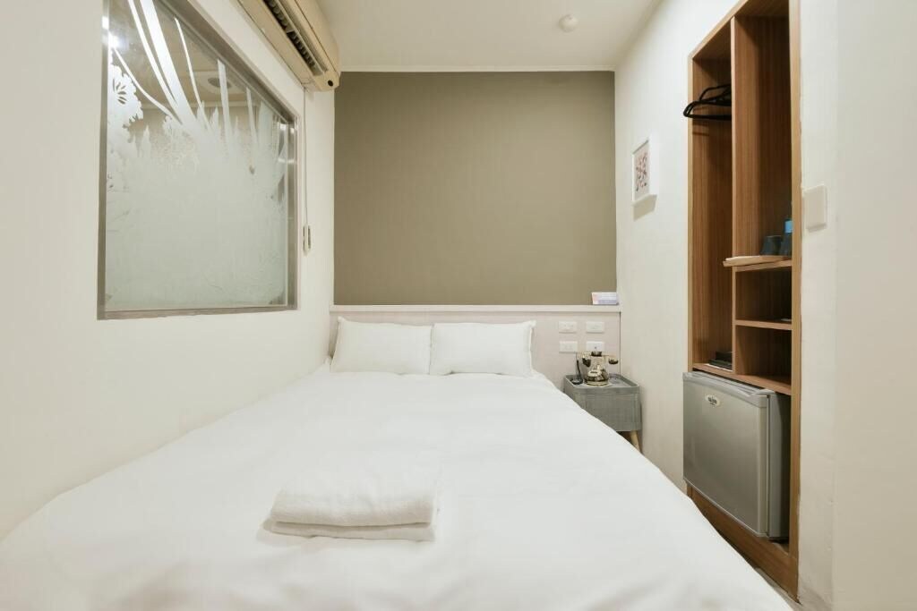ECONOMY, DOUBLE BED