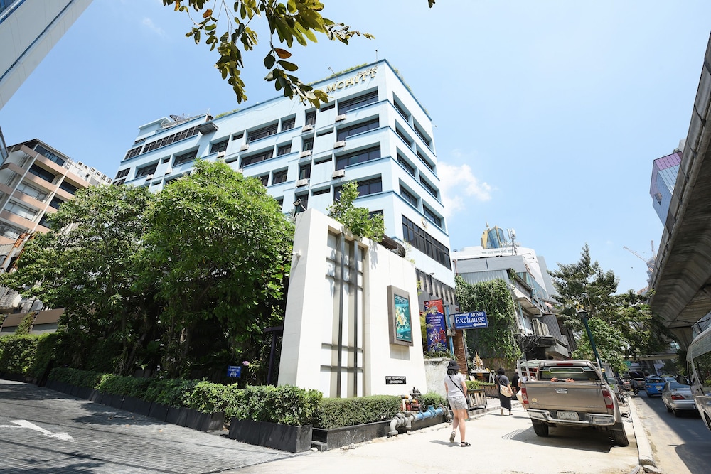 Ruamchitt Plaza Hotel 5/59