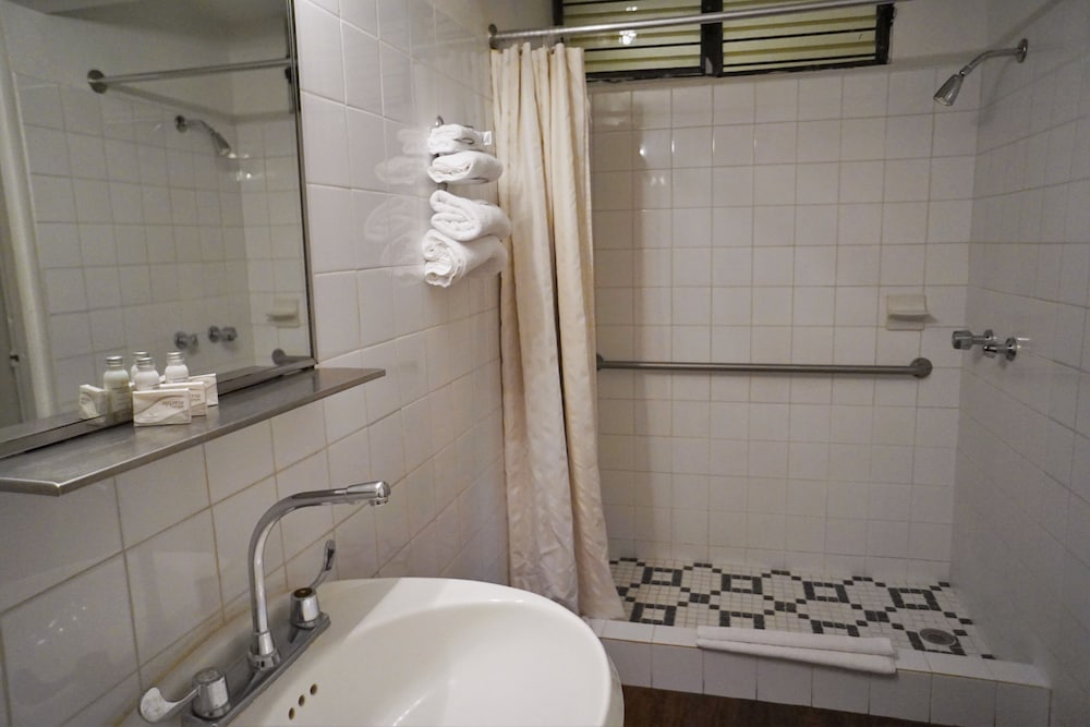 Casa Del Caribe Bed Breakfast 44/46