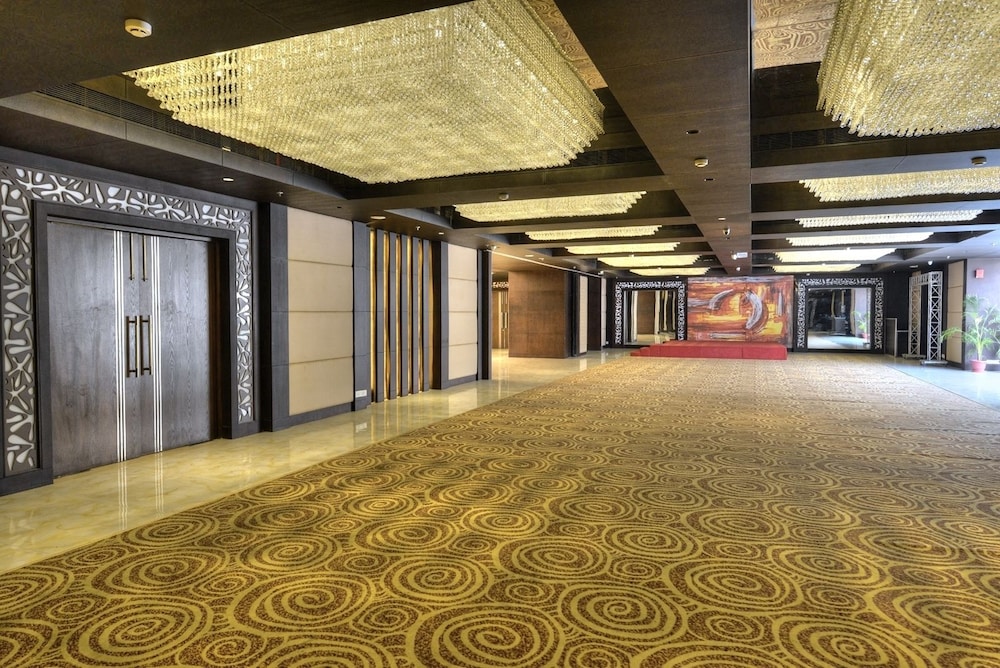 Hotel Delite Grand 12/15