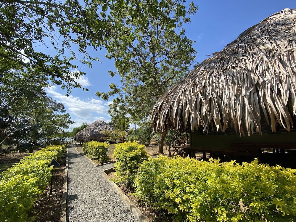 Yala Lake View Cabanas 17/28