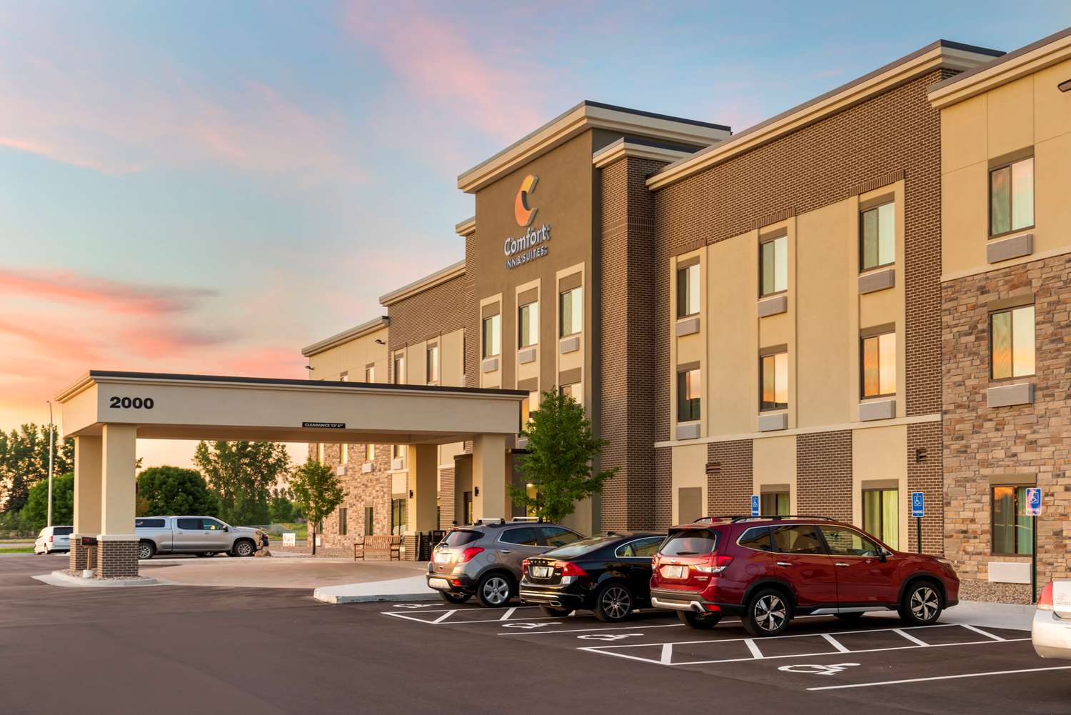 Comfort Inn & Suites Mankato, MN 23/30
