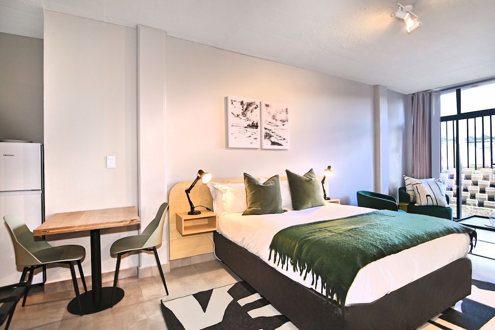The Circa Aparthotel by Totalstay 19/45