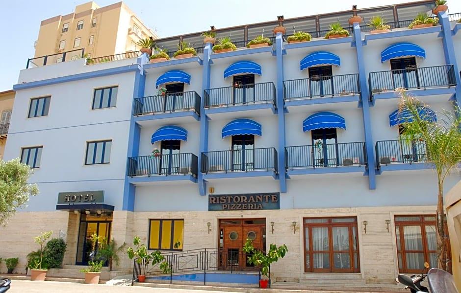 Hotel Al Faro 2/75